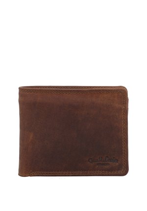 Cartera marrón de piel con doble pliegue, bordes cosidos y texto en relieve "Gusti Leder Studio" en la esquina inferior derecha.