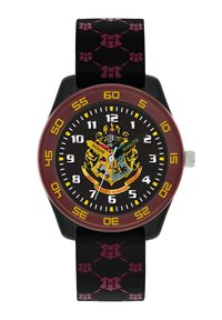 Montre ronde avec un cadran noir, des index jaunes et une lunette bordeaux. Le bracelet noir présente un motif rose. Comprend un design de blason au centre.