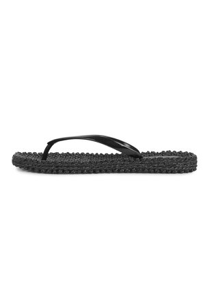 Tongs noires avec une semelle tissée texturée, design plat et brides en plastique brillant. Construction simple et fonctionnelle.