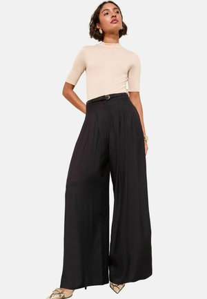 Trousers - black