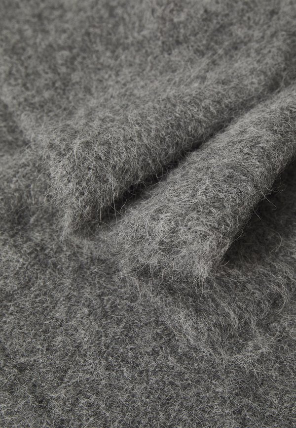 SAJEANNE SCARF - Scarf - iron gate3