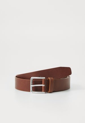 pruun nahkrihm hõbedaste ristkülikukujulise sulguri ja ilma kaunistusteta, millel on sile tekstuur ja üks reguleerimisrihm.