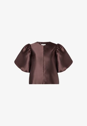 Brun sateng topp med rund hals, korte puffermerker og en strukturert silhuett. Glatt tekstur og minimal design.