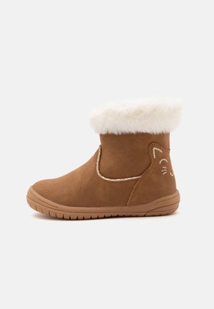 Friboo by Zalando, Зимни ботуши - brown