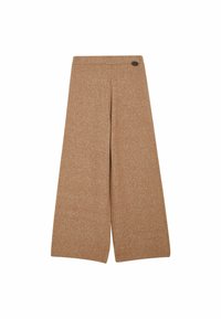 Pantalons à jambe large en tissu brun doux et texturé, avec une taille côtelée et un accent décoratif en bouton noir.