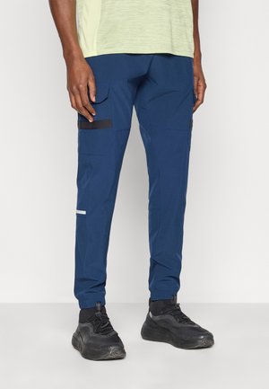 UTILITY PANT - Tracksuit bottoms - academy/white