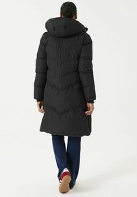 Garcia Abrigo de invierno - black