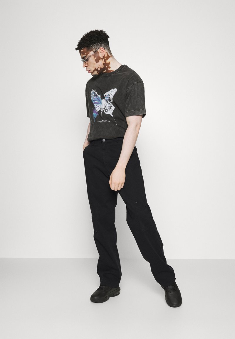 Herren Chinos | Endless Nights CARPENTER PANT UNISEX Cargohose black/schwarz - TU35438 Herren Chinos | Endless Nights CARPENTER PANT UNISEX Cargohose black/schwarz - TU35438
