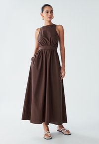 WILLA LILIANA - Dienas kleita - chocolate