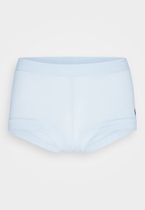 Lyseblå bomullsblanding undertøy med myk linning, designet med en mellomhøy midje og en liten brodert logo på siden.