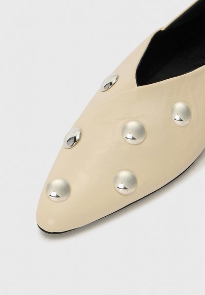 CLOSED Ballet pumps - ecru