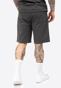 Lonsdale COVENTRY - Shorts - anthracite black