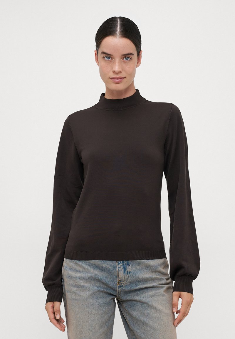 Vero Moda Tall VMMERCURY HIGHNECK  - Neule - chocolate torte