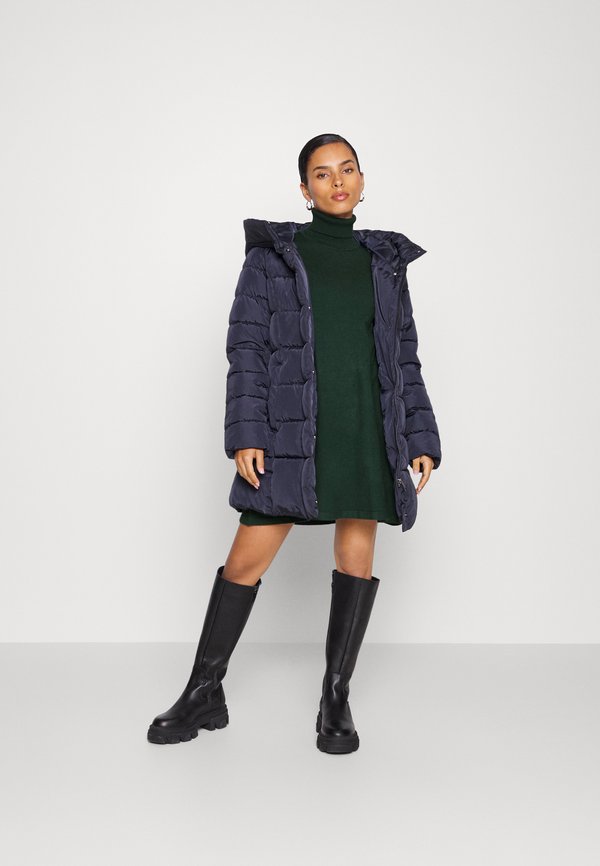 VMHAPPINESS ROLLNECK DRESS - Jumper dress - pine grove3