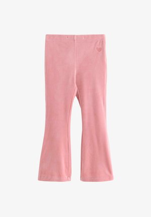 Różowe, rozszerzane spodnie z miękkiego, puszystego materiału z subtelnym haftem serca w pobliżu pasa. Gładka tekstura i luźny krój.