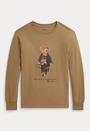 Bruine longsleeve met een afbeelding van een beer die een pet, jas, gestreepte broek draagt en een tas draagt, merk Polo Bear van Ralph Lauren.