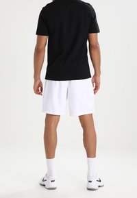Lacoste Sport Träningsshorts - white