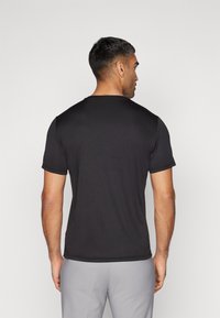 Thumbnail Image 3