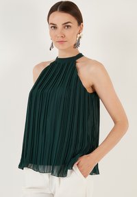 LELA REGULAR FIT - Camicetta - emerald green