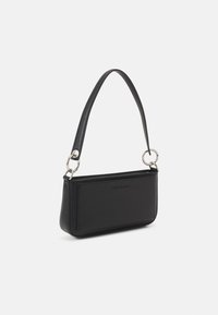 Calvin Klein Jeans SCULPTED SHOULDER POUCH MONO - Kézitáska - black