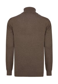 Pull en tricot marron avec un col montant, des manches longues et des poignets et un ourlet côtelés. Texture lisse et design simple.