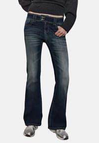 EMBROIDERED POCKET - Bootcut jeans - blue denim