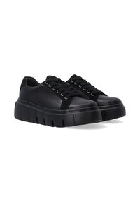 Schwarze Sneaker mit einem schlanken Obermaterial aus Leder, strukturierten Akzenten und einer dicken, genoppten Gummisohle. Verfügt über sechs Ösen für die Schnürsenkel.