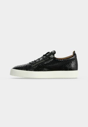 Giuseppe Zanotti PINETOZ - Sneaker low - black