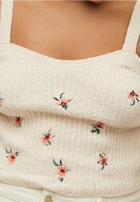 Violeta by Mango Top