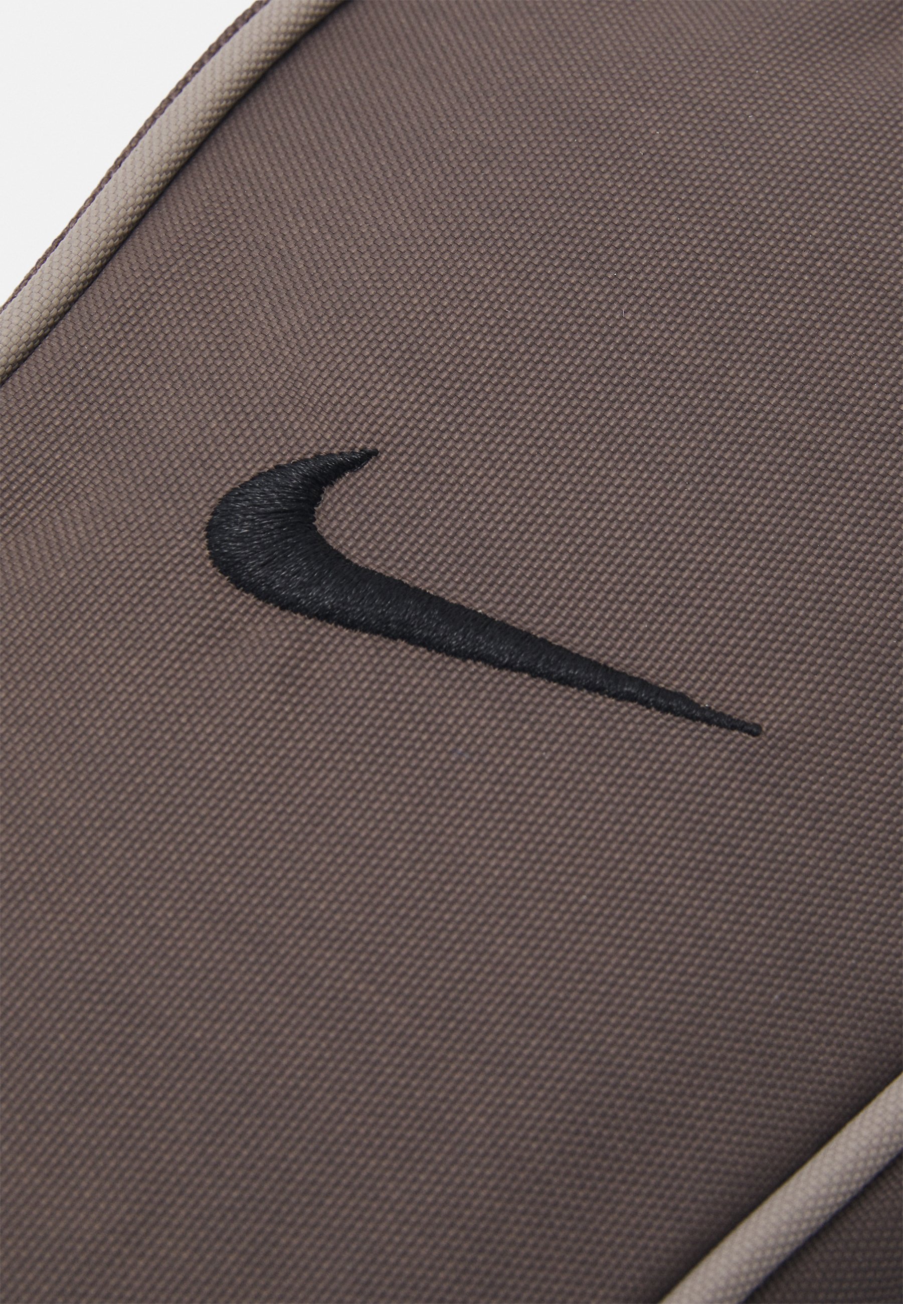 Nike Sportswear ESSENTIALS CROSSBODY 