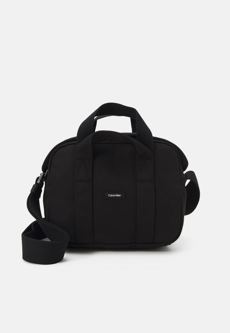 Calvin Klein CONNECT CASUAL CAMERA BAG UNISEX Handbag black