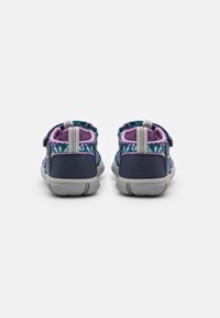 Keen SEACAMP II CNX UNISEX - Chodecké sandály - black iris/african violet