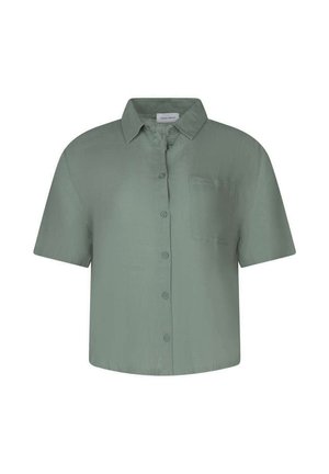 Chemise vert sauge à manches courtes, boutonnée, avec col et une poche poitrine unique, présentée sur fond blanc.