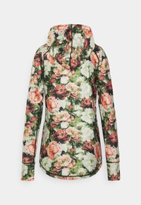 Hupparillinen takki, jossa kukkakuvio ja isoja vaaleanpunaisia, valkoisia ja tummanpunaisia kukkia mustalla taustalla. Pitkät hihat ja pyöreä helma.