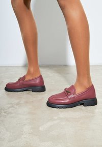 Cesare Gaspari - LOAFERS - Loafers - bordo Miniaturebillede 1