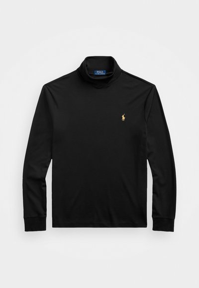 Camisa polo negra de manga larga hecha de algodón, con un cuello alto, puños acanalados y un pequeño logo bordado en dorado en el lado izquierdo del pecho.