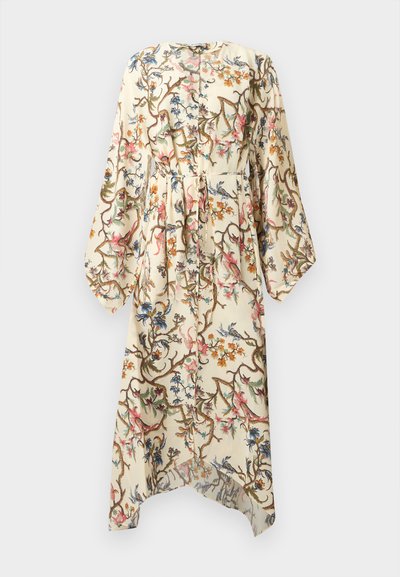 Μακρύ κρεμ φόρεμα με φλοράλ και σχεδιασμό κλήματα, μακριά μανίκια μπαλόνι, κουμπιά μπροστά και ταιριαστή ζώνη από το ίδιο ύφασμα στη μέση.