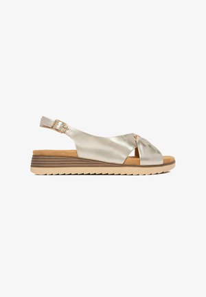 Lasocki, LASOCKI WOMEN'S SANDALS GOLD - Sandály na platformě - gold-coloured