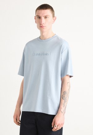 FASHION LOGO TEE - T-shirt med print - peace blue