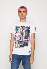 Brave Soul T-shirt estampada - optic white/multicolour