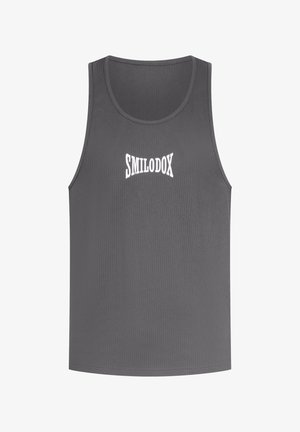 Graues, geripptes Tanktop mit rundem Ausschnitt und weißem Text "SMILODOX" auf der Brust. Verfügt über ein klassisches ärmelloses Design.