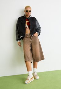 Nike Sportswear AIR MAX Sneakers basse phantom/light curry