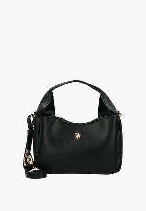 Borsa sintetica nera con finitura texturizzata, parte superiore curva, tracolla rimovibile e logo metallico prominente sulla parte anteriore.