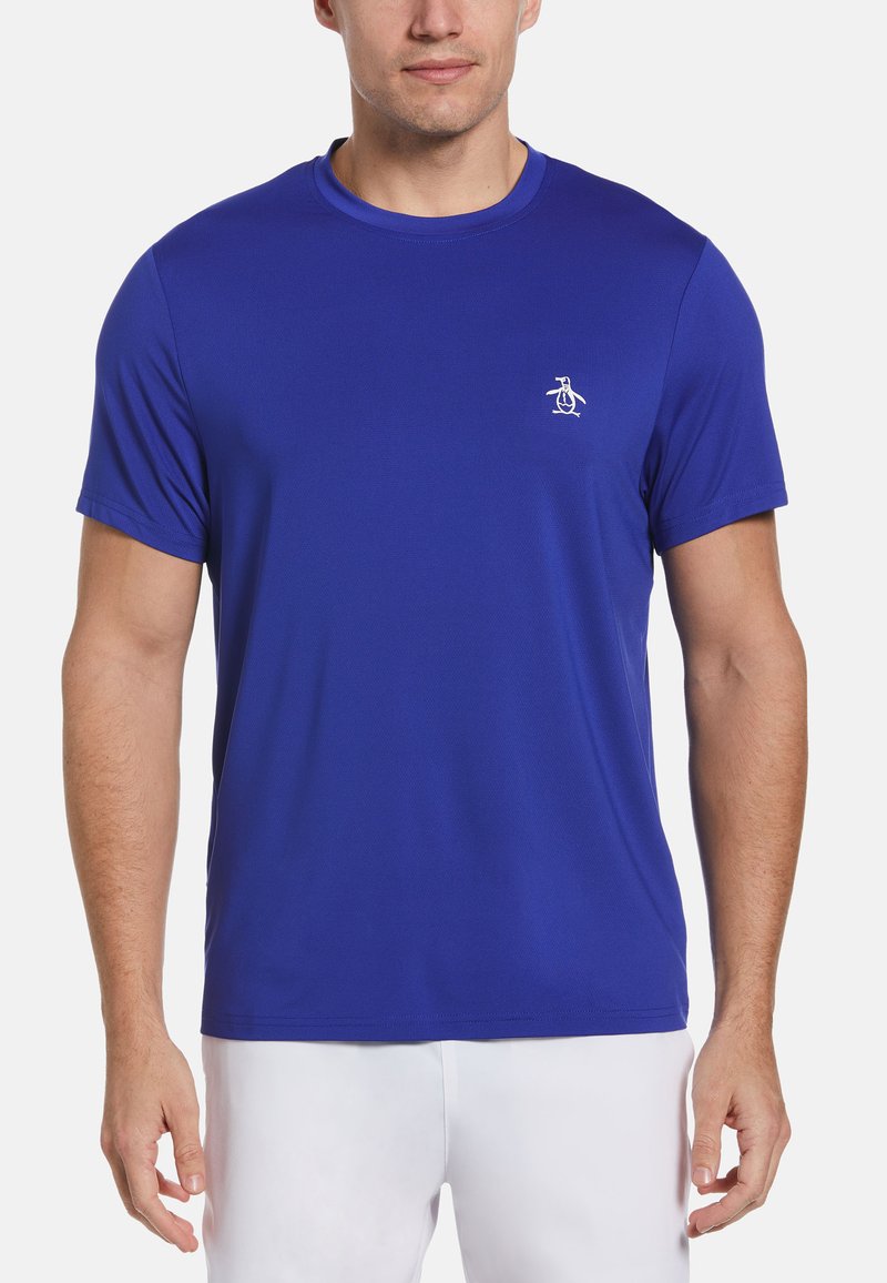 Korte mouwen sportshirt voor heren in een heldere blauwe stof, met een ronde hals en een wit pinguïnlogo op de linker borst. Heren met een gladde textuur.
