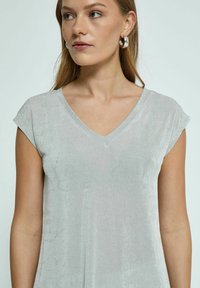 Desires BOB SHORTSLEEVE SHIMMER - T-shirt basic - silver