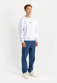 Denim Project GLOBE CREW - Sudadera - white