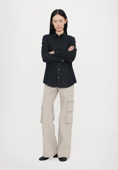 CLOSED SEAMING SHIRT - Košilová halenka  - dark blue