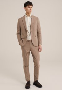WE Fashion THE FLEX SUIT - Švarkas - brown