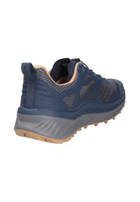 Marineblaue Trailrunningschuhe mit Obermaterial aus Netzgewebe, grauem Zwischensohleneinsatz und Gummiaußensohle, die mit multidirektionalen Stollen für besseren Halt ausgestattet ist.