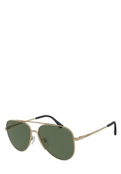 Occhiali da sole aviator con lenti verdi, montatura in metallo dorato, dettagli testurizzati, estremità delle stanghette nere e cuscinetti nasali in silicone trasparenti.